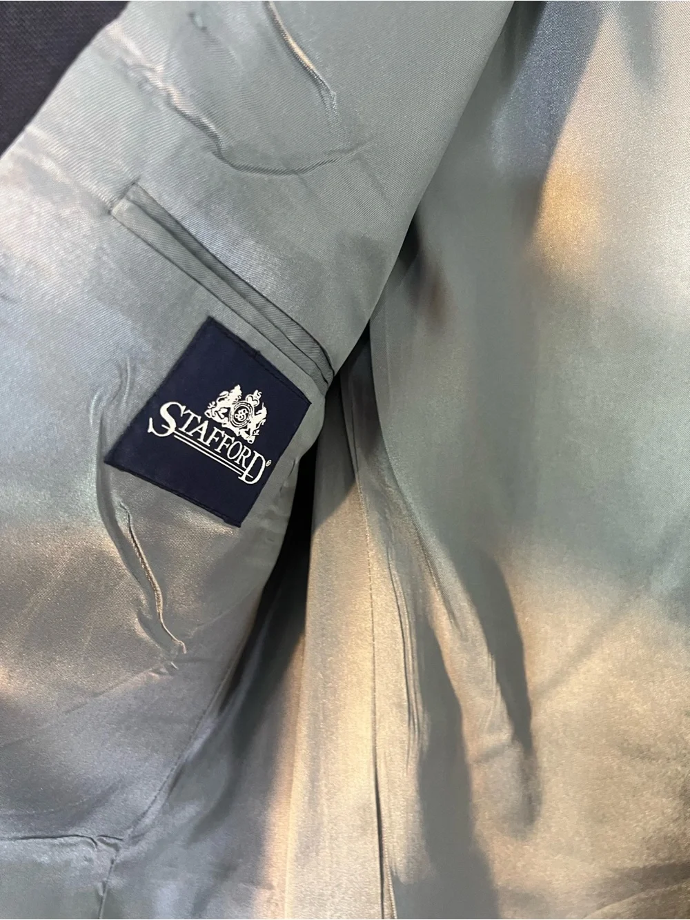Stafford Navy Wool Blend Lightweight Sport Coat with Gold Buttons 42R